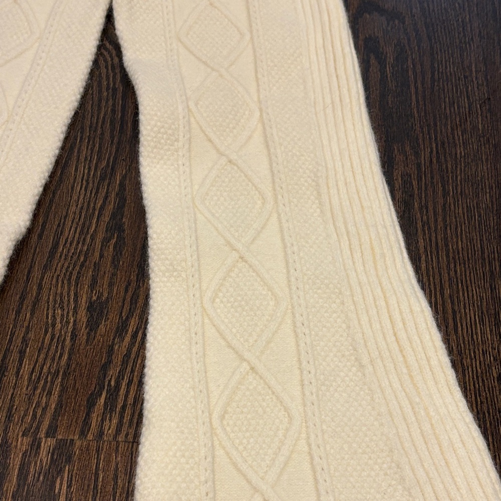 NWT Edikted Women’s Cream Knit Flare Pants Size X Small - Picture 4 of 8